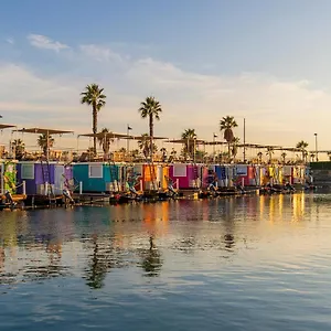 Boat Haus - Casas Flotantes Frente A Gibraltar 3* La Línea de la Concepción